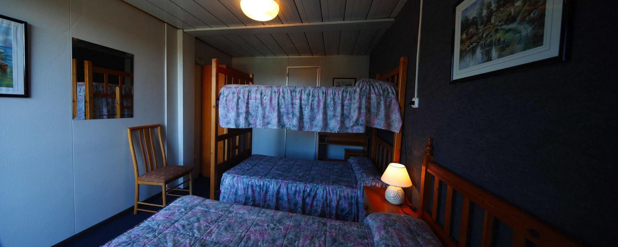 Pension Compostela Inn Cacheiras Eksteriør billede